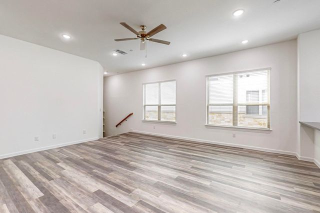369 Mule Deer Drive, Frisco, TX 75068