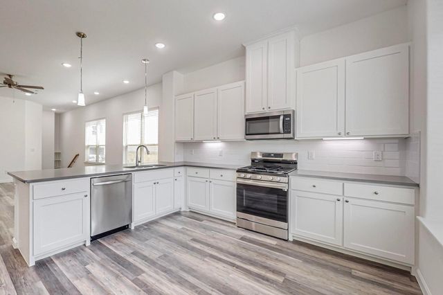 369 Mule Deer Drive, Frisco, TX 75068