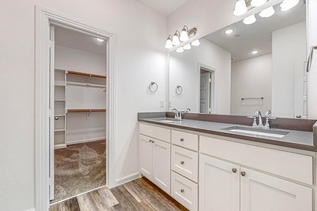 369 Mule Deer Drive, Frisco, TX 75068