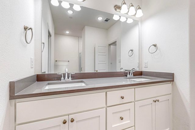 369 Mule Deer Drive, Frisco, TX 75068