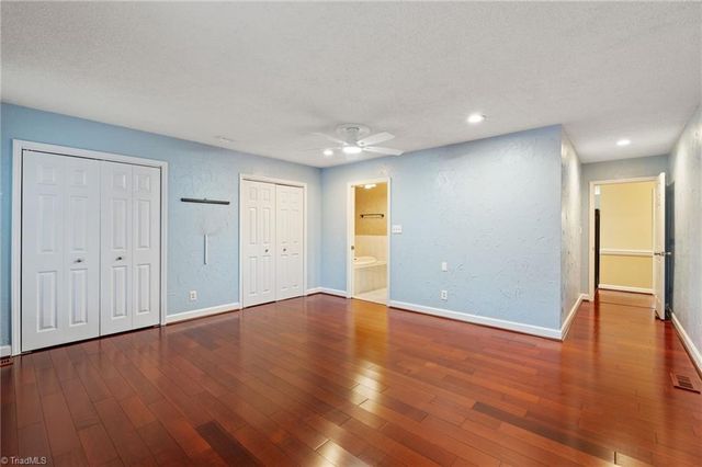 471 W Hunting Ridge Drive, Thomasville, NC 27360