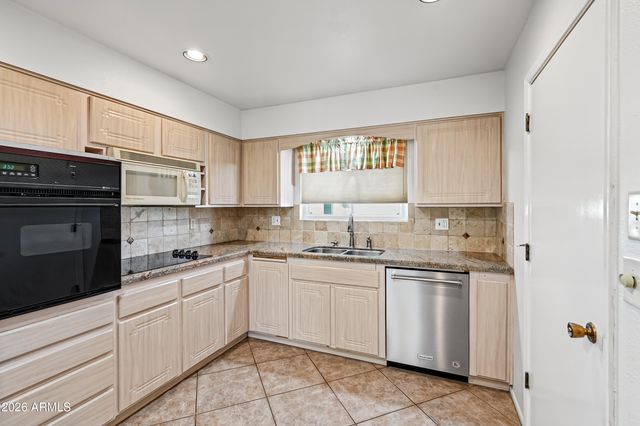 11226 N BALBOA Drive, Sun City, AZ 85351