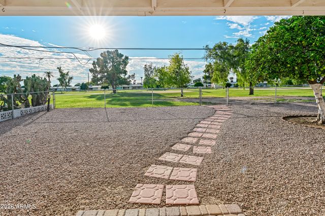 11226 N BALBOA Drive, Sun City, AZ 85351
