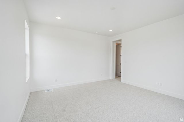 9977 N LITTLE LEAF LN, Highland, UT 84003