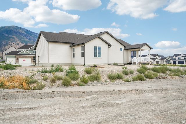 9977 N LITTLE LEAF LN, Highland, UT 84003