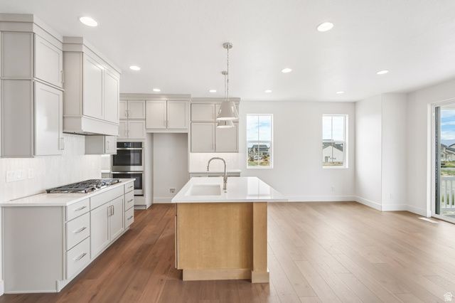9977 N LITTLE LEAF LN, Highland, UT 84003