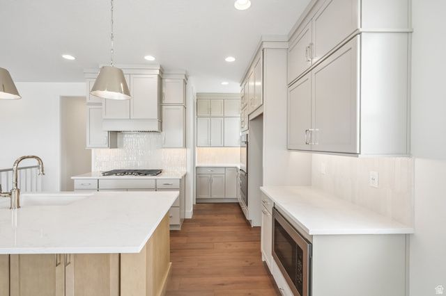 9977 N LITTLE LEAF LN, Highland, UT 84003