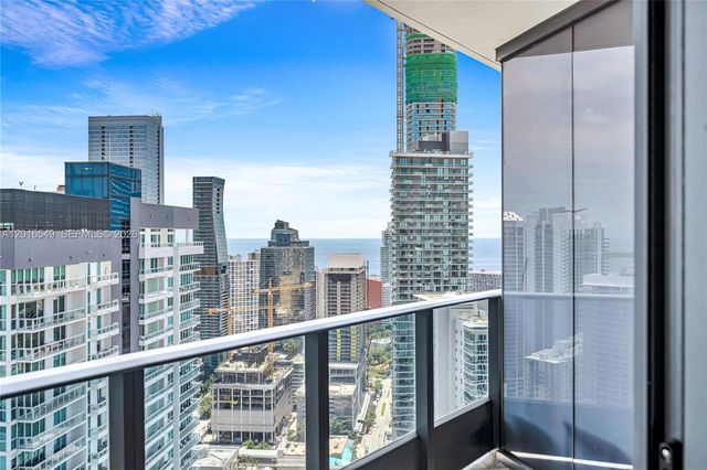 1000 Brickell Plz 4601, Miami, FL 33131