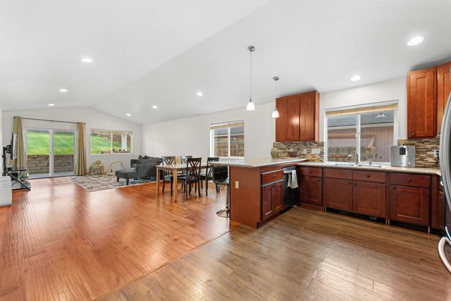 7204 E 4th Ave, Spokane Valley, WA 99212