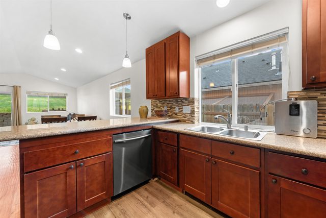 7204 E 4th Ave, Spokane Valley, WA 99212