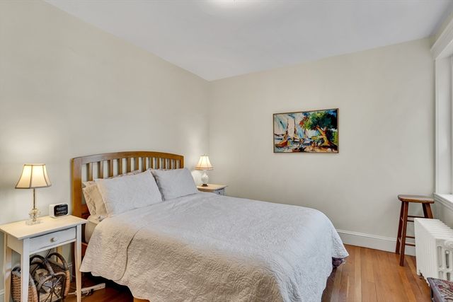 36 Linnaean St 12A, Cambridge, MA 02138