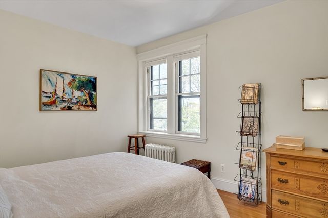 36 Linnaean St 12A, Cambridge, MA 02138