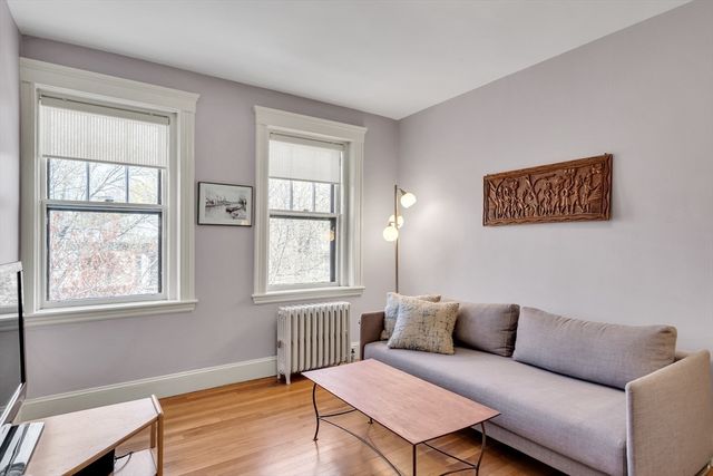 36 Linnaean St 12A, Cambridge, MA 02138