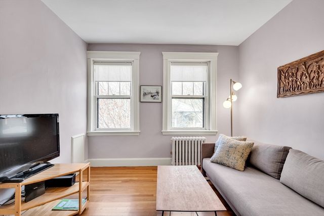 36 Linnaean St 12A, Cambridge, MA 02138