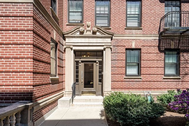 36 Linnaean St 12A, Cambridge, MA 02138