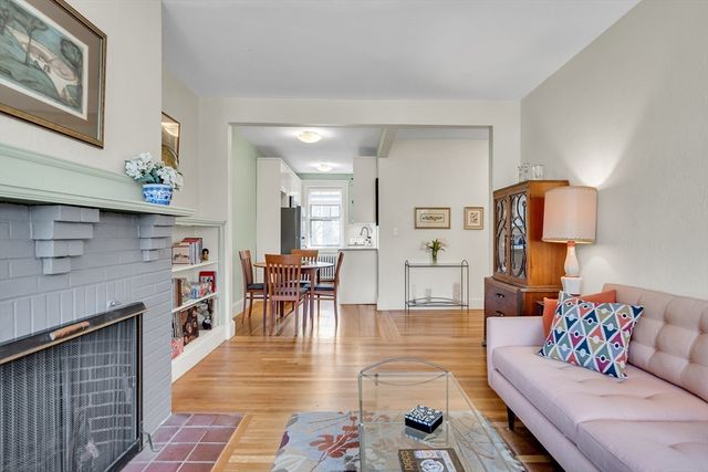 36 Linnaean St 12A, Cambridge, MA 02138