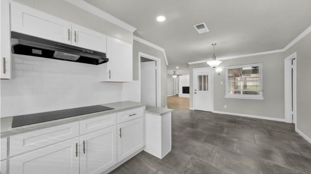 3801 Halifax Court, Arlington, TX 76013