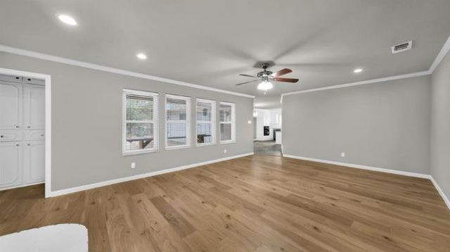 3801 Halifax Court, Arlington, TX 76013