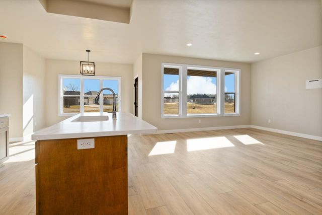 1468 DIVINITY DRIVE, De Pere, WI 54115