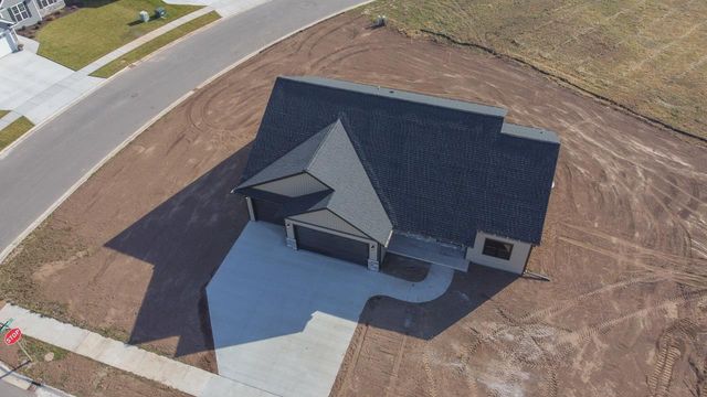 1468 DIVINITY DRIVE, De Pere, WI 54115