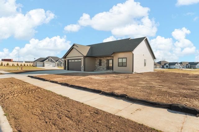 1468 DIVINITY DRIVE, De Pere, WI 54115