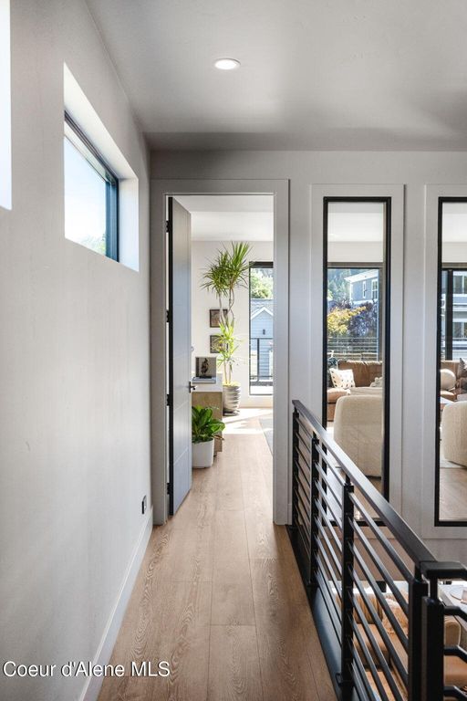 809 E SHERMAN AVE, Coeur d'Alene, ID 83814 photo 39