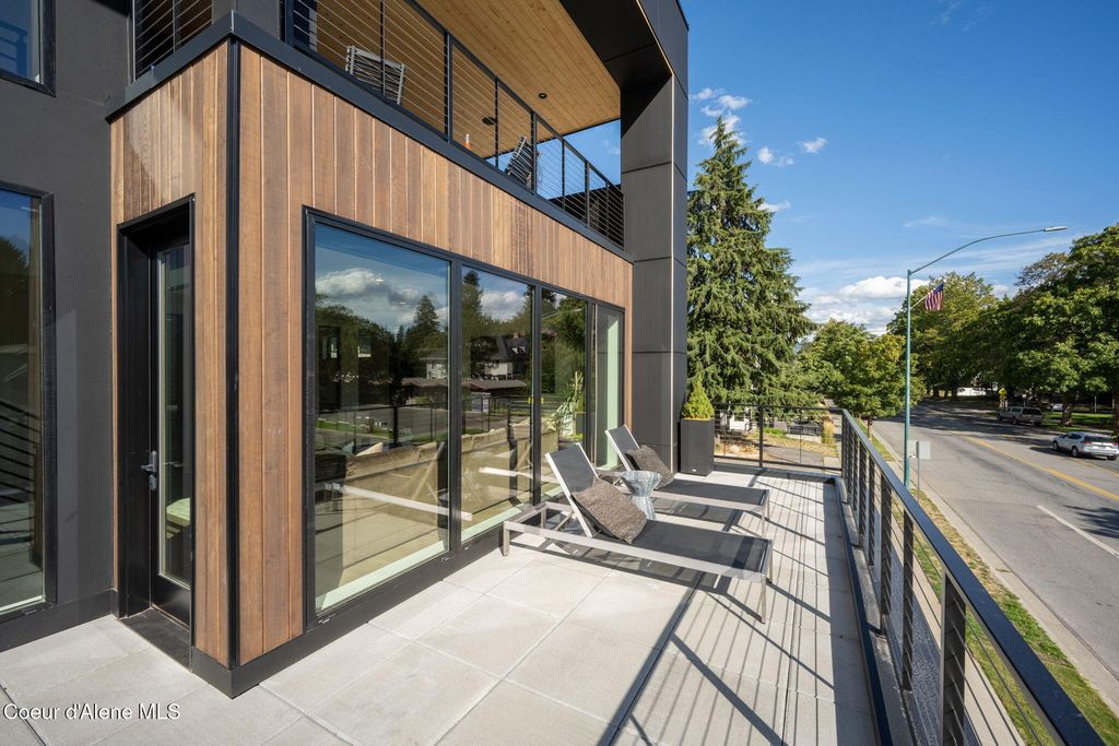 809 E SHERMAN AVE, Coeur d'Alene, ID 83814 photo 45