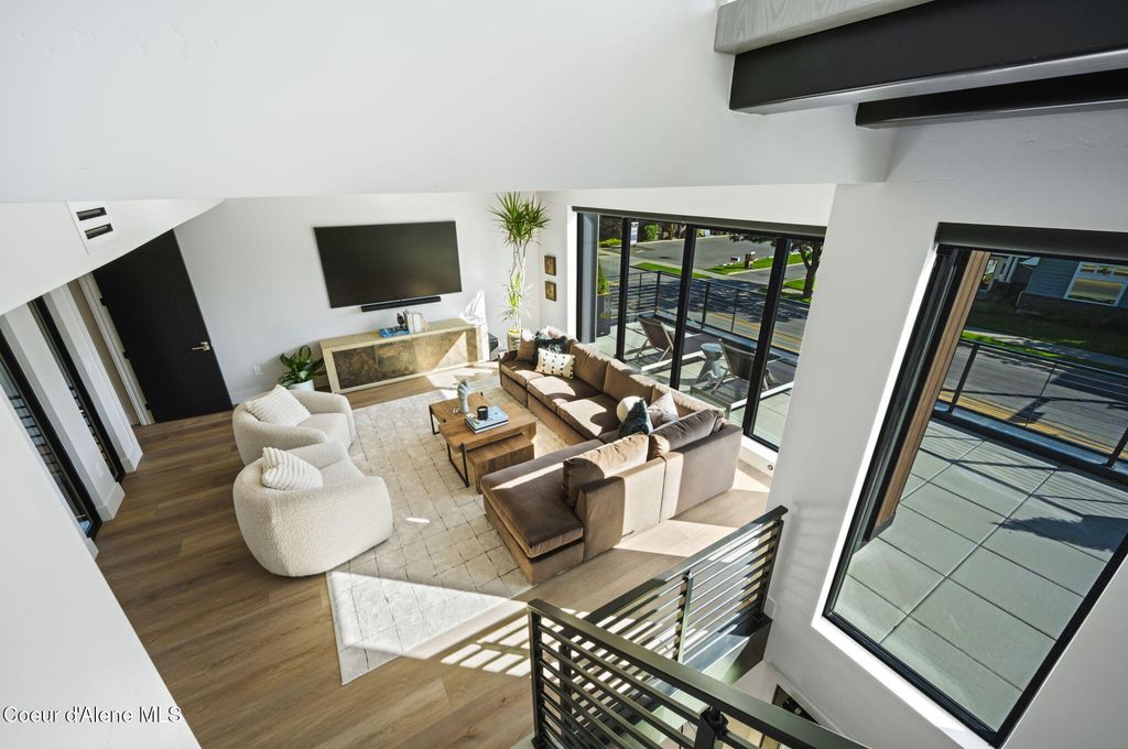 809 E SHERMAN AVE, Coeur d'Alene, ID 83814 photo 50