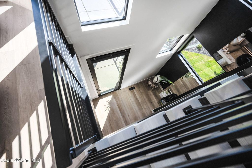 809 E SHERMAN AVE, Coeur d'Alene, ID 83814 photo 51