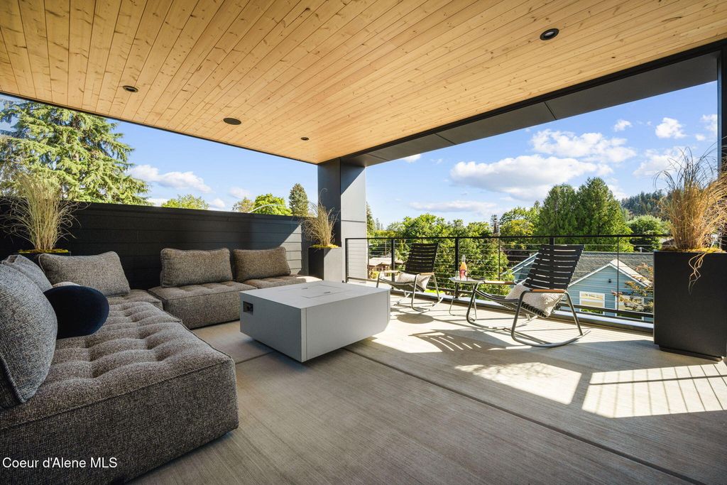 809 E SHERMAN AVE, Coeur d'Alene, ID 83814 photo 53