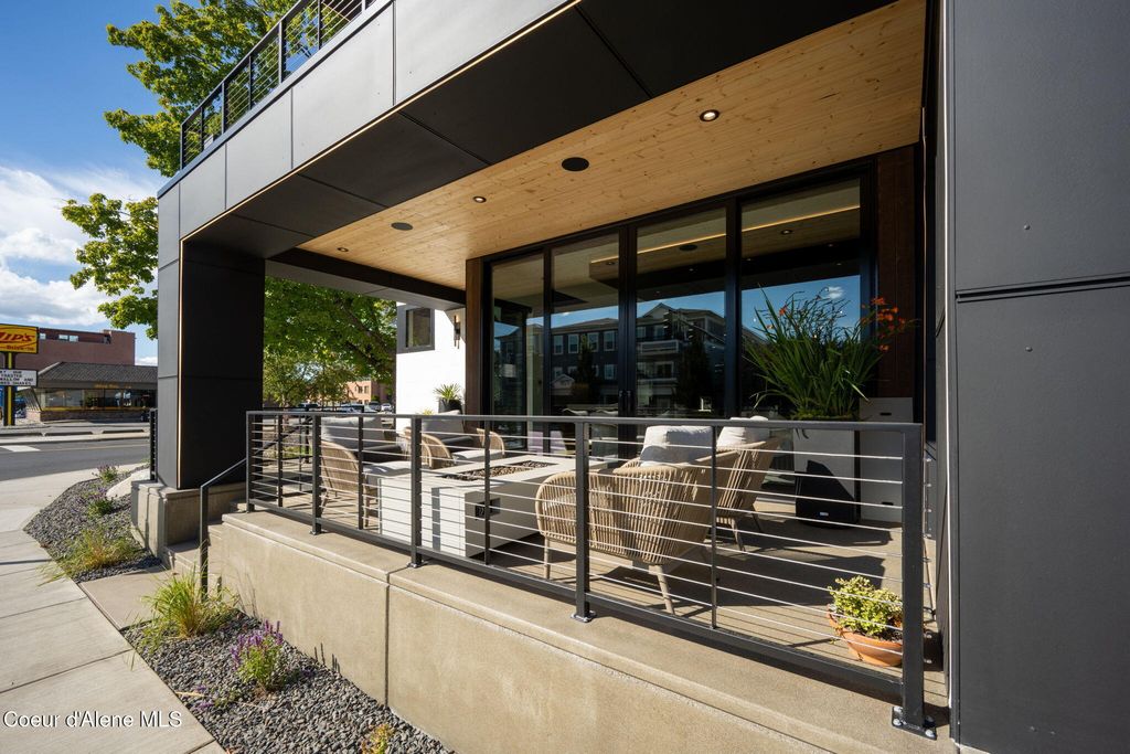 809 E SHERMAN AVE, Coeur d'Alene, ID 83814 photo 66