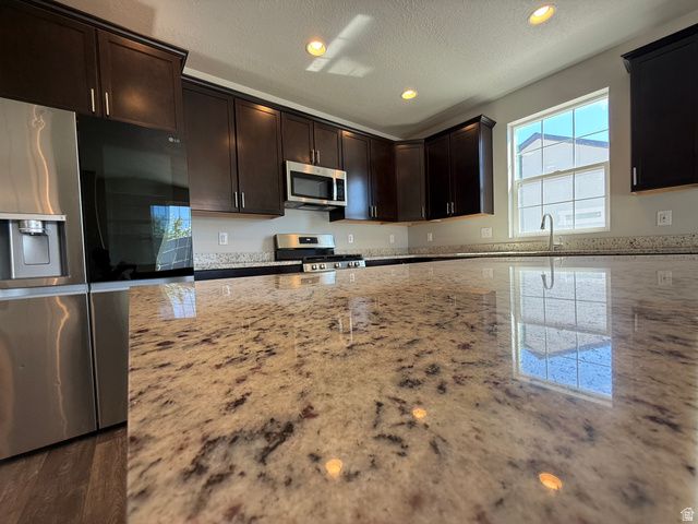 8151 W JOE DR, Magna, UT 84044