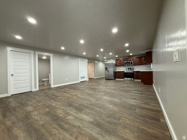 8151 W JOE DR, Magna, UT 84044