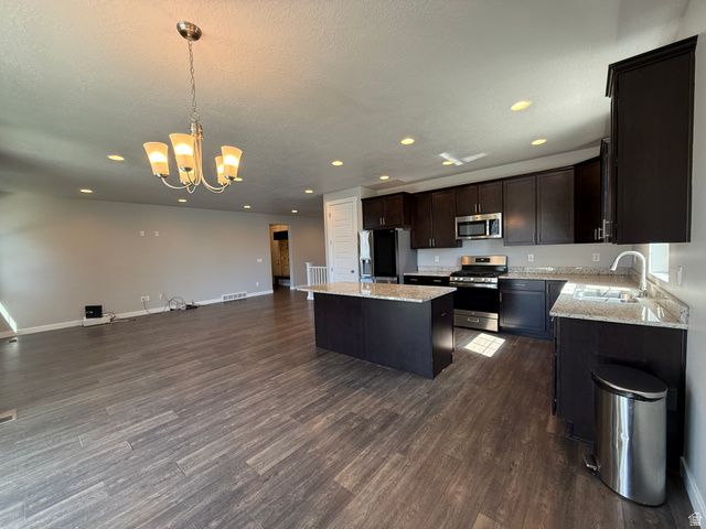 8151 W JOE DR, Magna, UT 84044