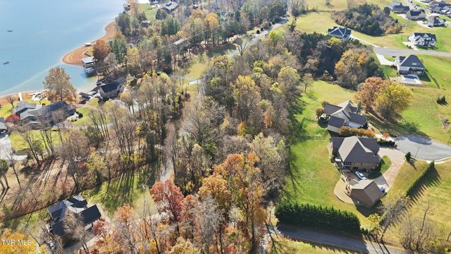 290 Candy Creek Private Drive, Blountville, TN 37617