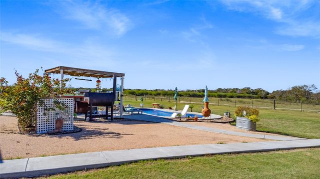 12065 Fm 1696 Road, Bedias, TX 77831