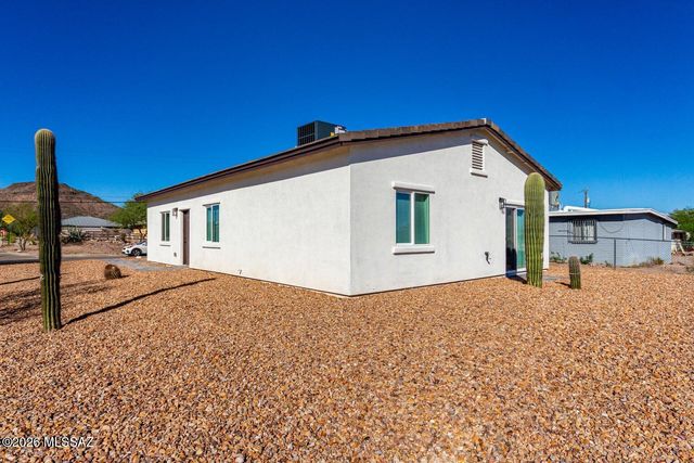244 S Richmond Drive, Vail, AZ 85641