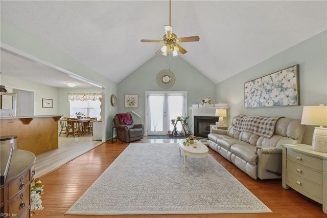 15236 W Ashby WAY, Carrollton, VA 23314