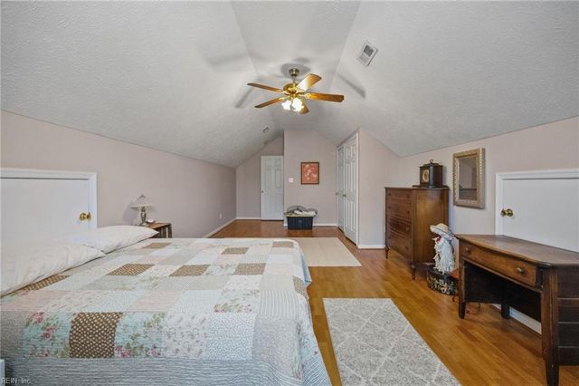 15236 W Ashby WAY, Carrollton, VA 23314