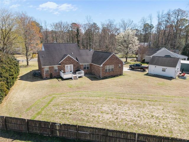 15236 W Ashby WAY, Carrollton, VA 23314
