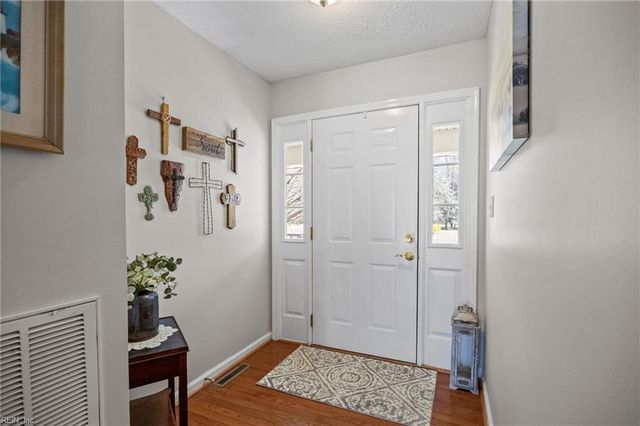 15236 W Ashby WAY, Carrollton, VA 23314