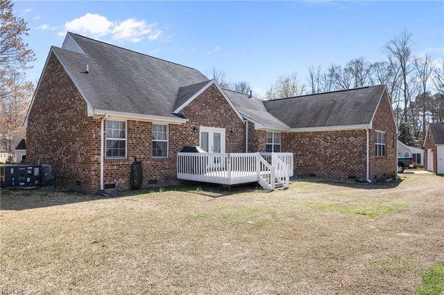 15236 W Ashby WAY, Carrollton, VA 23314