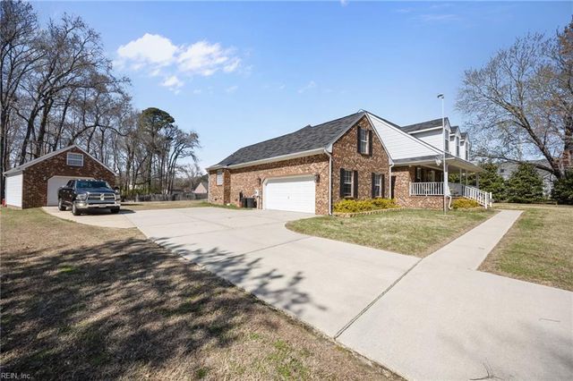 15236 W Ashby WAY, Carrollton, VA 23314