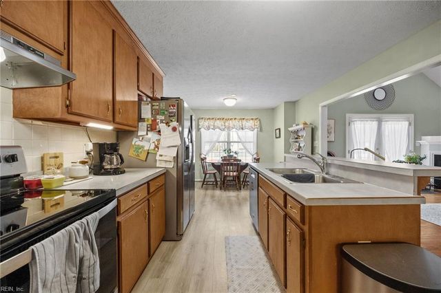 15236 W Ashby WAY, Carrollton, VA 23314