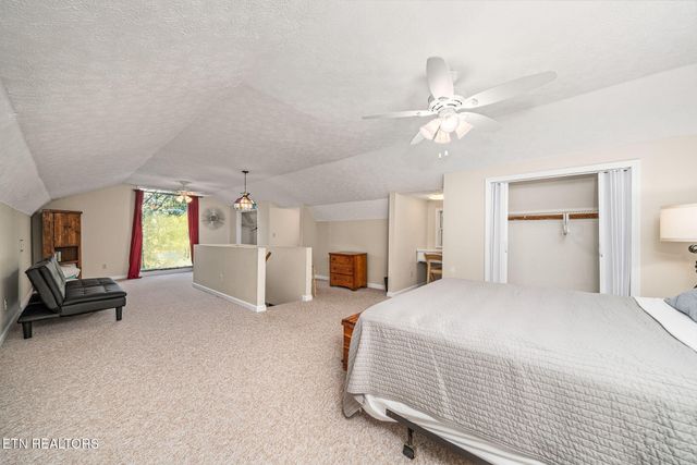 279 Siever Rd, Crossville, TN 38572