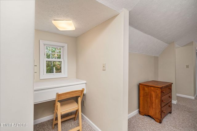 279 Siever Rd, Crossville, TN 38572