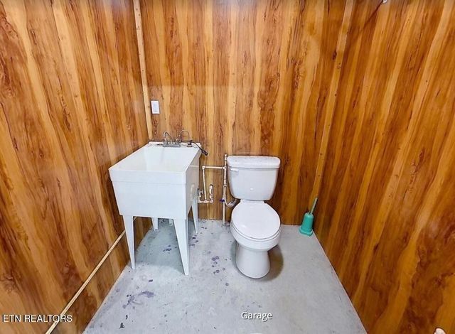 279 Siever Rd, Crossville, TN 38572