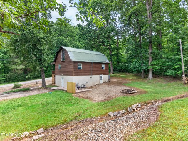 279 Siever Rd, Crossville, TN 38572