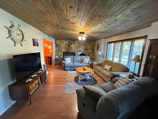 7036 W Woodlea Road, Oscoda, MI 48750