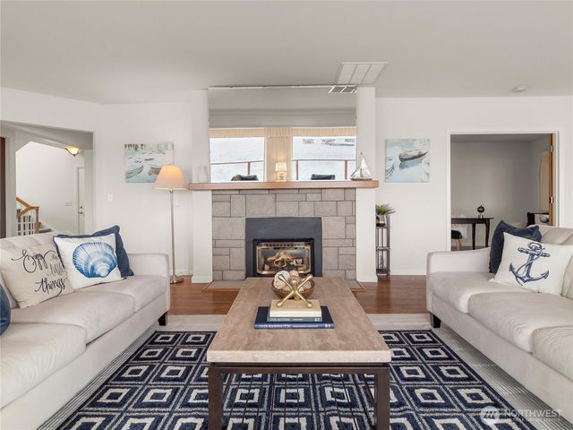 8609 E Caraway Road, Port Orchard, WA 98366